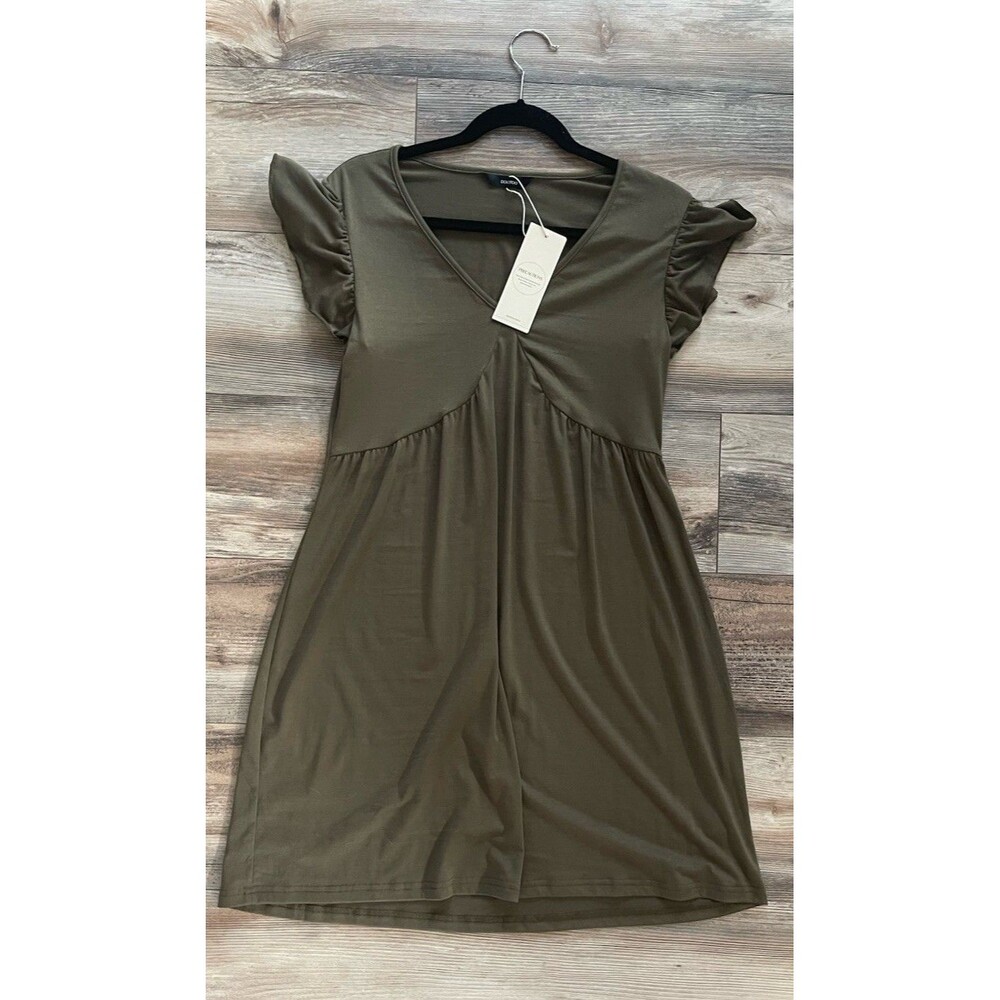 New DOKOTOO Women Dress Size Medium Olive Green V-Neck Short Sleeve
